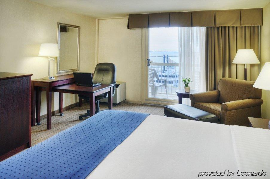 Delta Hotels By Marriott Kingston Waterfront Экстерьер фото